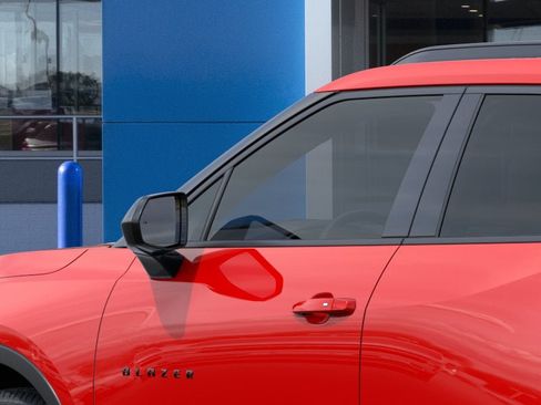 New 2026 Chevrolet Blazer LT w/ Convenience Package FWD image 36