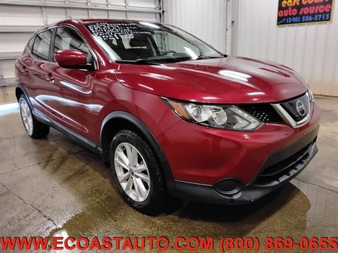 Used 2019 Nissan Rogue Sport S w/ Appearance Package image 1