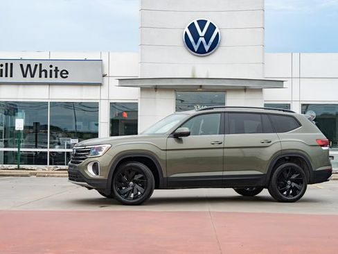 New 2026 Volkswagen Atlas SE AWD/4WD image 1