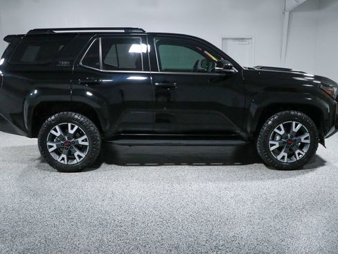 Used 2025 Toyota 4Runner TRD Sport Premium AWD/4WD image 6