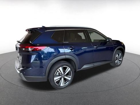 Used 2026 Nissan Rogue SL FWD image 14