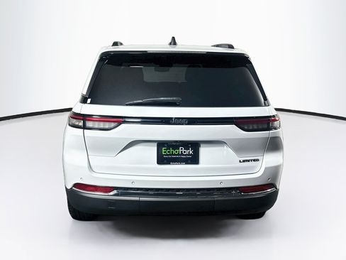 Used 2022 Jeep Grand Cherokee Limited RWD image 7