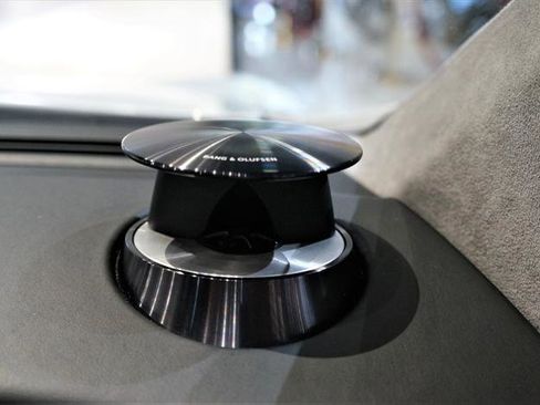 Used 2012 Aston Martin DBS CARBON image 29