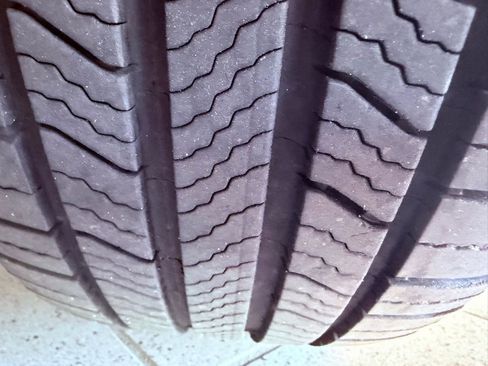 Used 2020 Jeep Cherokee Limited image 16