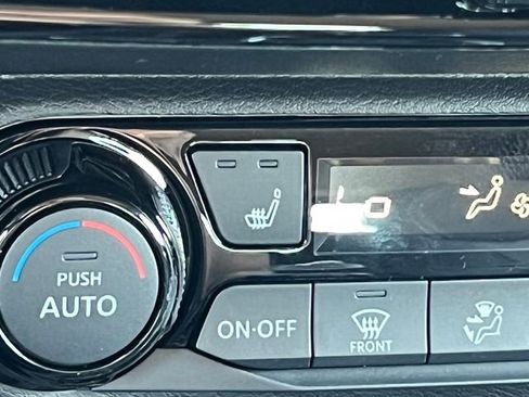 New 2026 Nissan Kicks SV w/ Charging Package AWD/4WD image 23