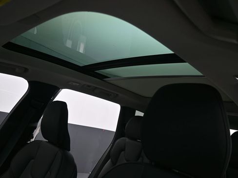 New 2026 Volvo XC90 B5 Core AWD/4WD image 26