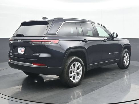 Used 2023 Jeep Grand Cherokee Limited AWD/4WD image 6