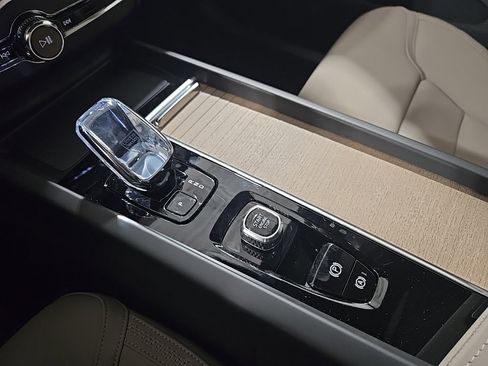 New 2026 Volvo XC60 T8 Plus w/ Protection Package Premier image 14