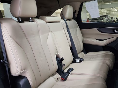 Used 2023 Acura MDX SH-AWD w/ Advance Package image 22