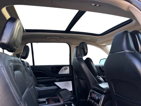 Used 2021 Lincoln Aviator Reserve w/ Equipment Group 210A AWD/4WD image 26