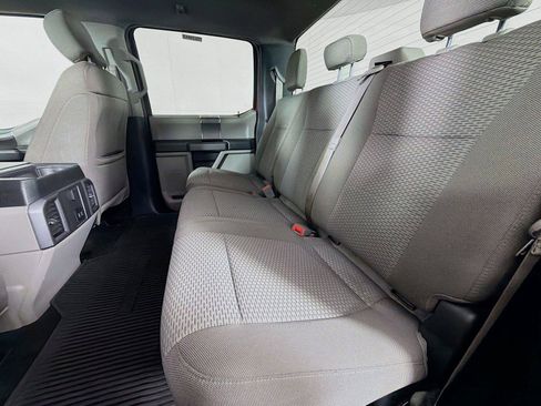 Used 2018 Ford F150 XLT w/ Equipment Group 302A Luxury AWD/4WD image 25