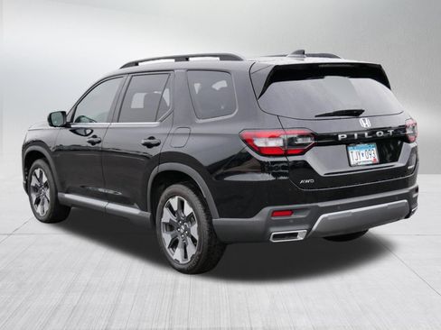 Used 2026 Honda Pilot Elite image 5