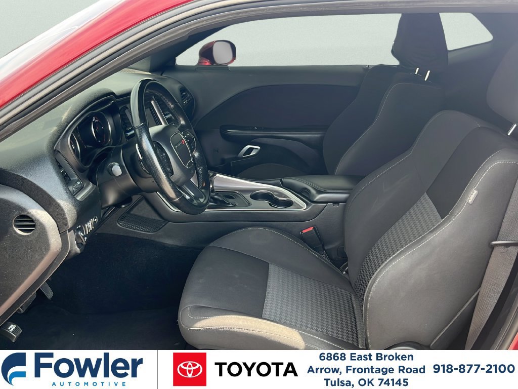 Used 2021 Dodge Challenger R/T RWD image 10
