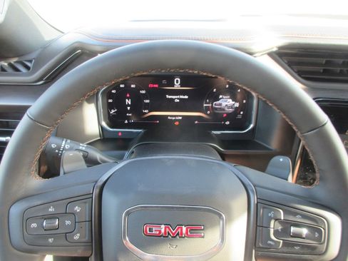 New 2026 GMC Sierra 1500 AT4 w/ AT4 Premium Package AWD/4WD image 20