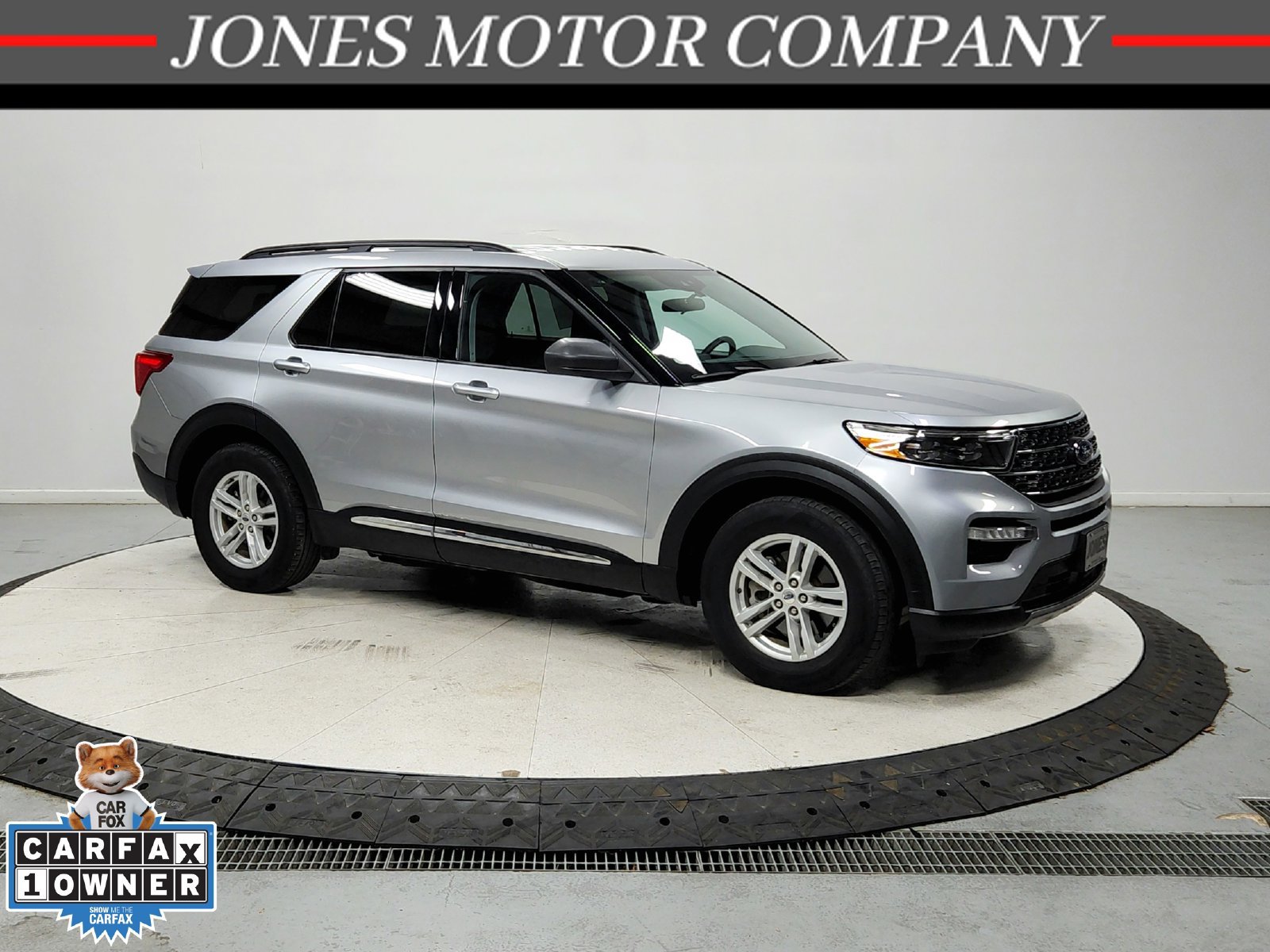 Used 2023 Ford Explorer XLT w/ Equipment Group 202A RWD image 1