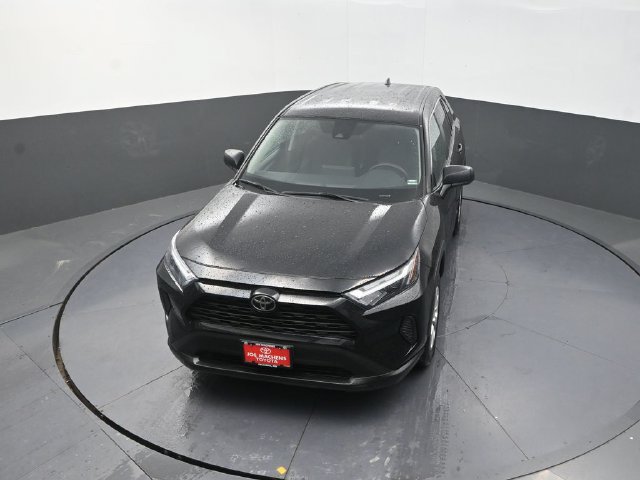 Used 2025 Toyota RAV4 LE AWD/4WD image 24