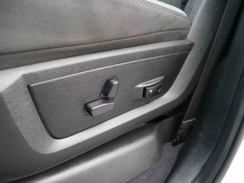 Certified 2024 RAM 3500 Big Horn image 30