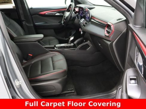 Used 2024 Chevrolet TrailBlazer RS image 36