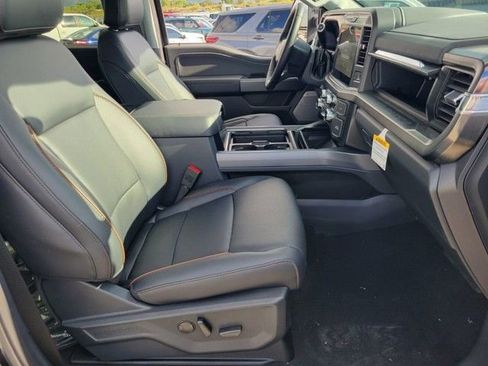 New 2026 Ford F250 Lariat w/ FX4 Off-Road Package image 12