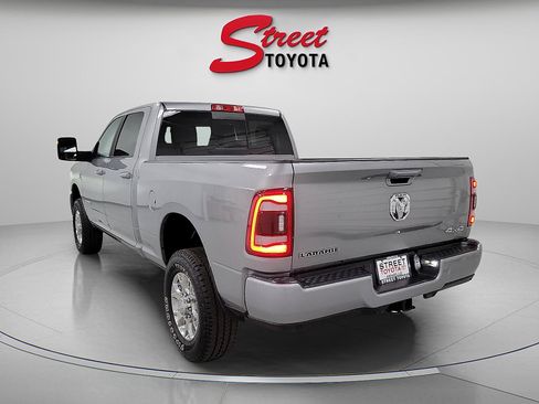Used 2024 RAM 2500 Laramie image 2