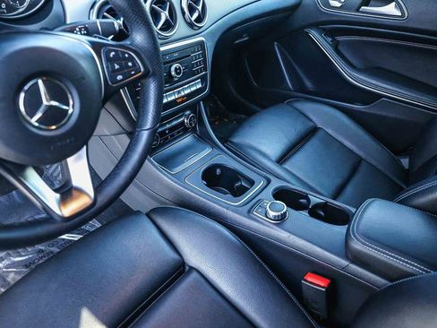 Used 2019 Mercedes-Benz GLA 250 image 35