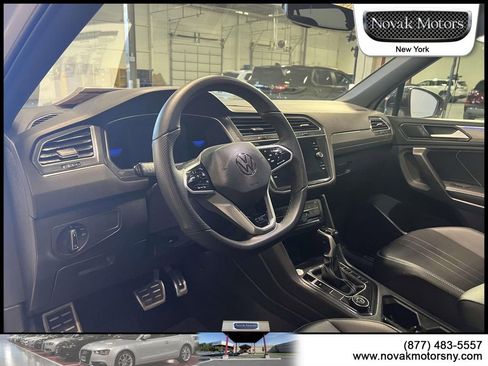 Used 2023 Volkswagen Tiguan SE R-Line image 19