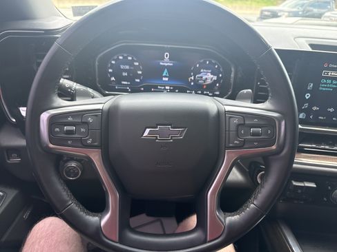 Used 2024 Chevrolet Silverado 1500 LT Trail Boss w/ Convenience Package II AWD/4WD image 18