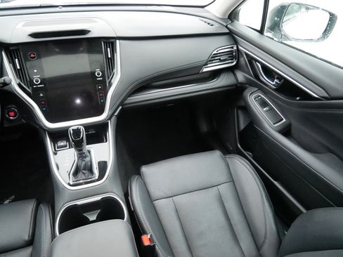 Used 2023 Subaru Outback Limited image 11