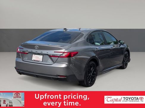 Used 2026 Toyota Camry SE AWD/4WD image 7