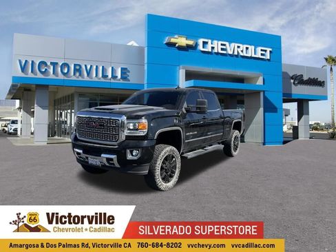 Used 2018 GMC Sierra 2500 Denali w/ Duramax Plus Package AWD/4WD image 1