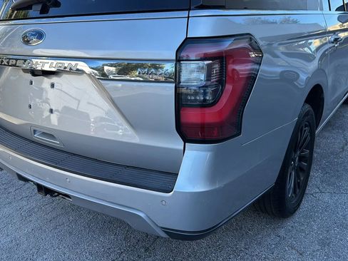 Used 2019 Ford Expedition Max Limited image 41