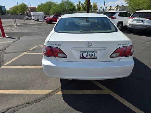 Used 2003 Lexus ES 330 FWD image 8
