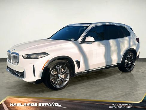 Used 2024 BMW X5 sDrive40i w/ Parking Assistance Package image 2