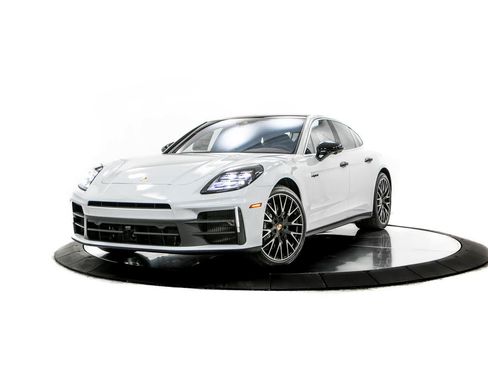 New 2026 Porsche Panamera 4 AWD/4WD image 1