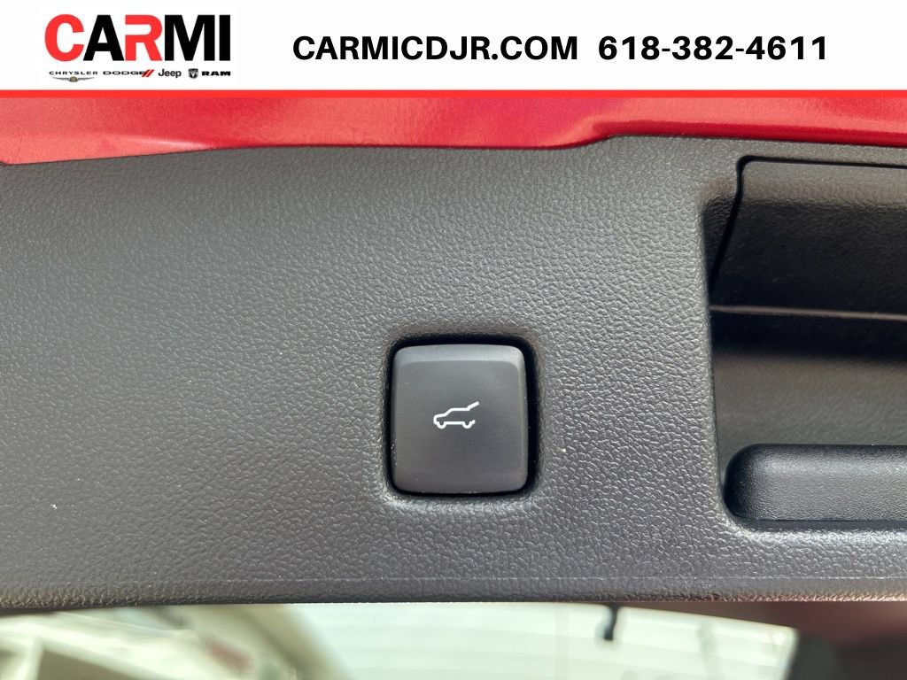 Used 2022 Ford Escape SEL w/ Technology Package AWD/4WD image 37