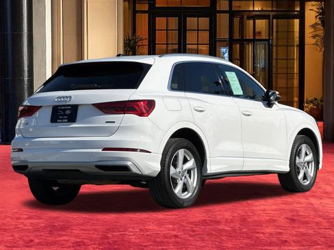 Used 2019 Audi Q3 2.0T Premium AWD/4WD image 8