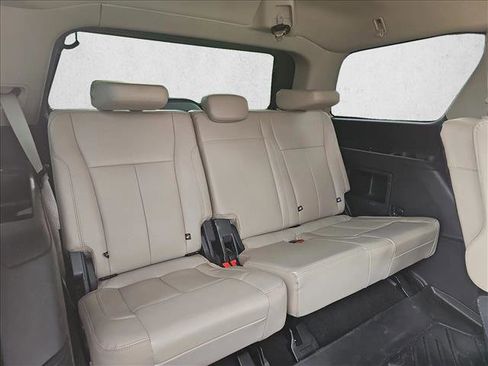 Used 2022 Ford Expedition XLT image 10