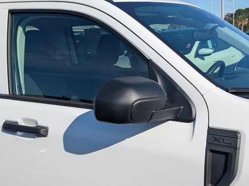 New 2025 Ford Maverick XL image 12