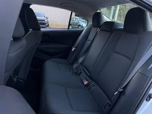 Used 2025 Toyota Corolla LE image 18