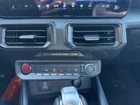 Used 2025 Ford Mustang Dark Horse image 15