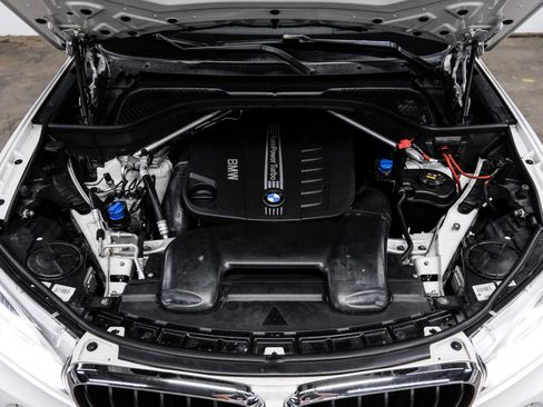Used 2014 BMW X5 xDrive35d AWD/4WD image 55