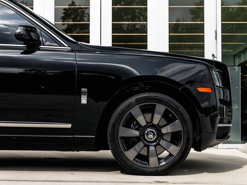 Certified 2023 Rolls-Royce Cullinan image 8
