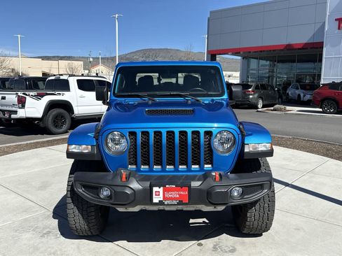Used 2022 Jeep Gladiator Mojave AWD/4WD image 2