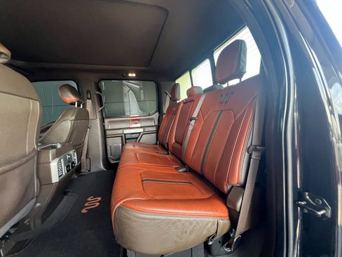 Used 2019 Ford F250 King Ranch w/ King Ranch Ultimate Package AWD/4WD image 15