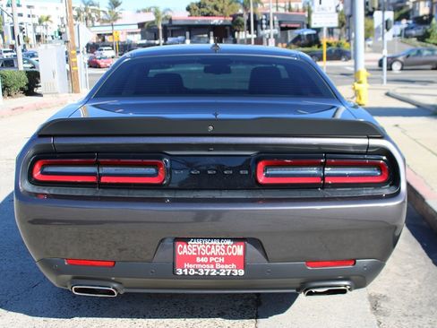 Used 2023 Dodge Challenger GT w/ Plus Package image 4