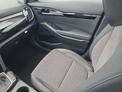 New 2026 Kia Seltos S FWD image 15