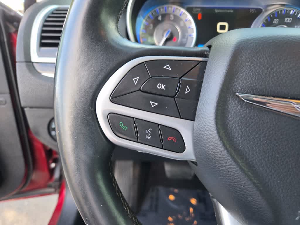 Used 2017 Chrysler 300 C w/ Safetytec Plus Group RWD image 19