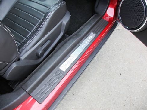 Used 2011 Ford Mustang GT Premium w/ Electronics Pkg RWD image 80
