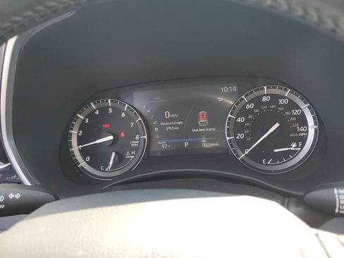 Used 2020 Toyota Highlander XLE AWD/4WD image 25