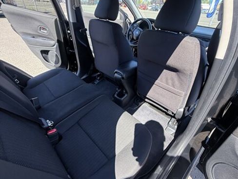 Used 2016 Honda HR-V EX image 28